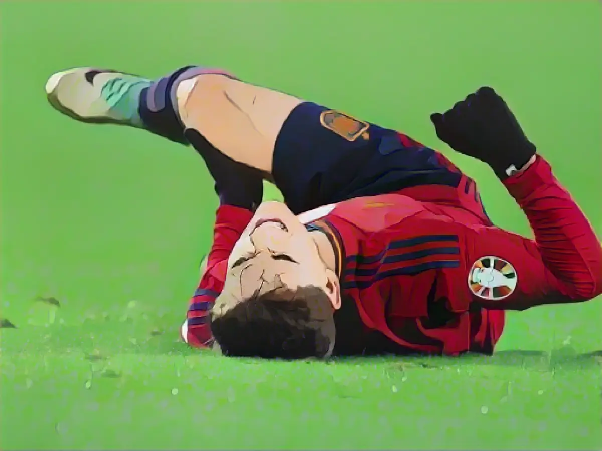 Heavy blow for Spain: Young star Gavi out for a long time