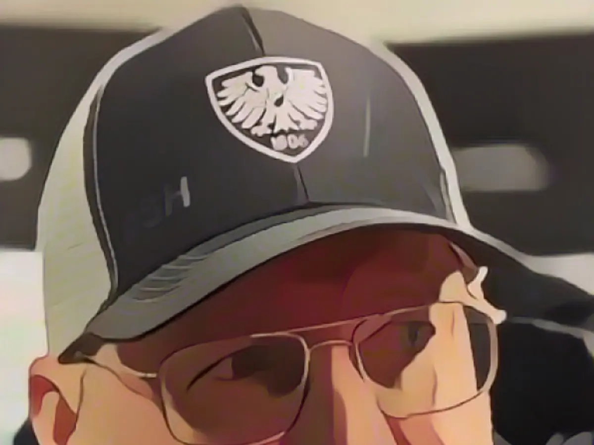 Hildmann has got one up his sleeve!