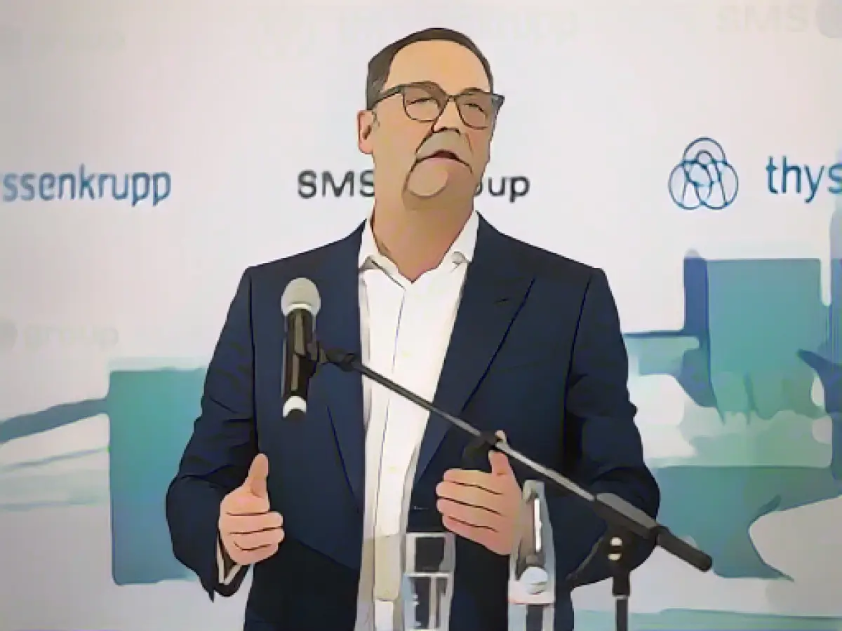 Thyssenkrupp steel boss calls for "transformation summit"