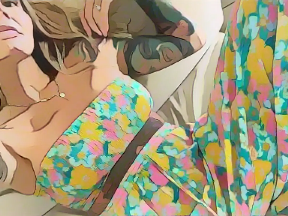 Evelyn (31) has two vaginas