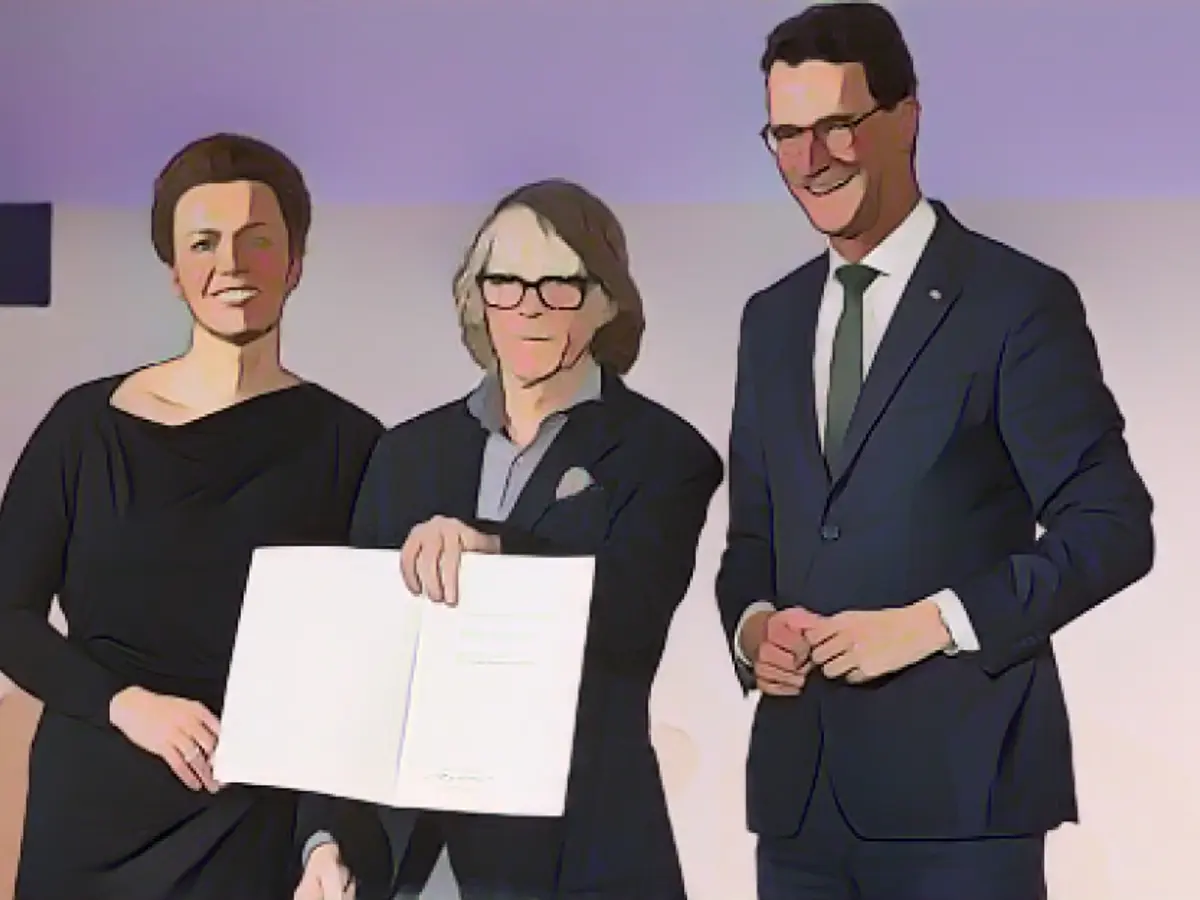 Helge Schneider honored with NRW Art Prize