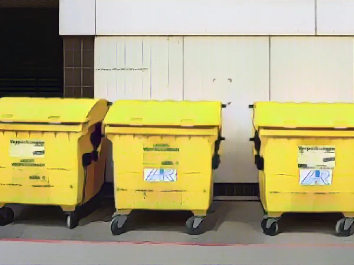 Berlin's plastic waste on a tour of Germany