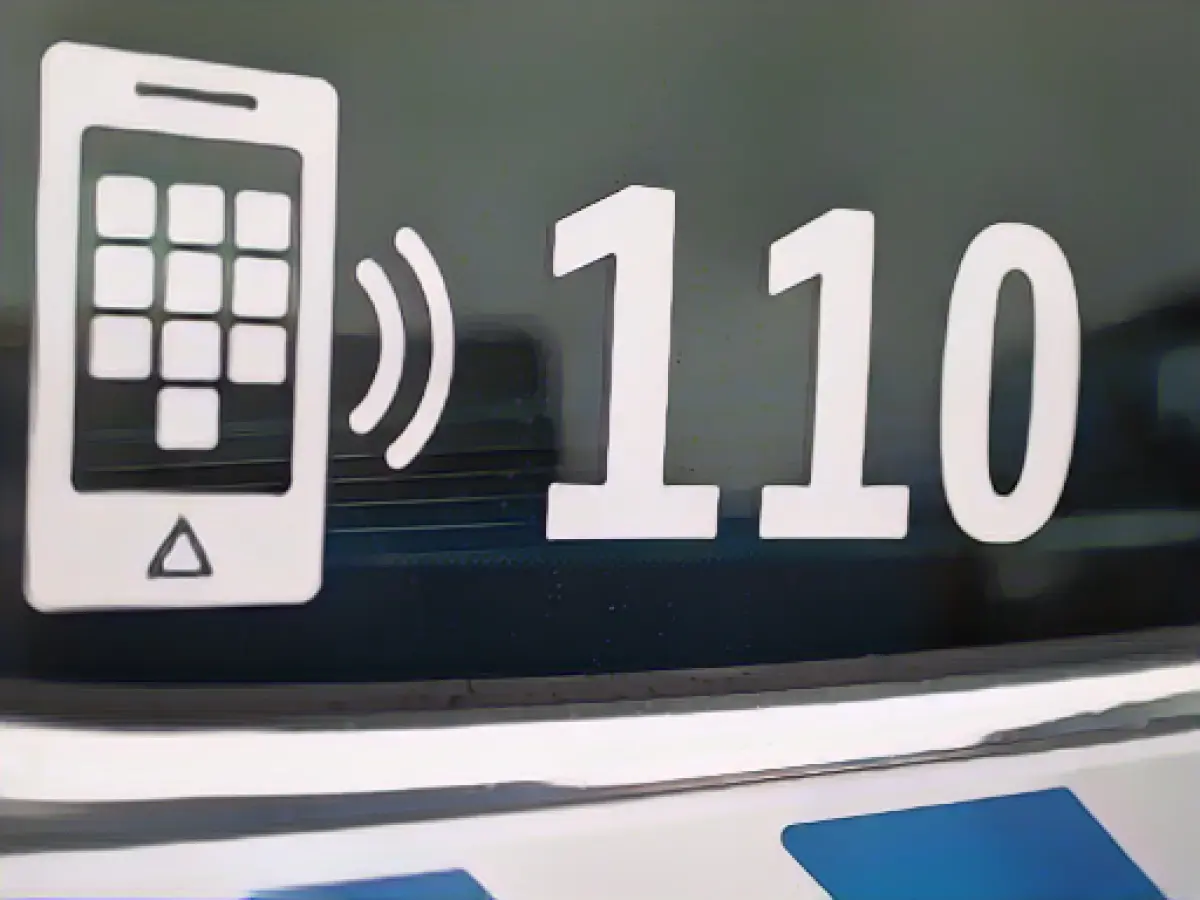 Unknown persons attack man in parking lot: Witnesses wanted