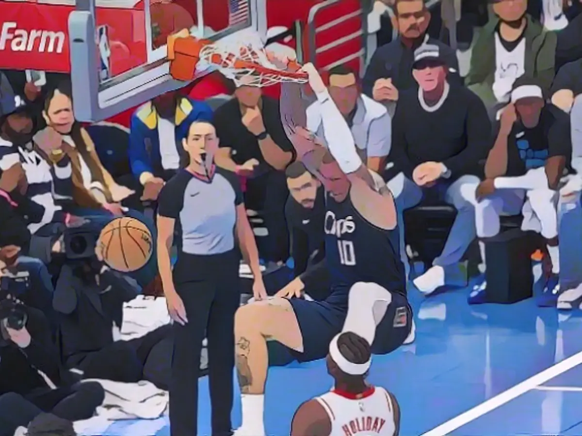 World Cup hero Theis puts NBA century talent in the shade