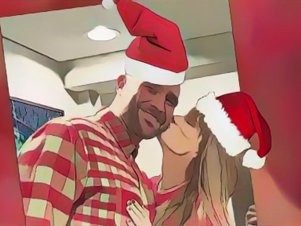 These are the couple's Christmas plans