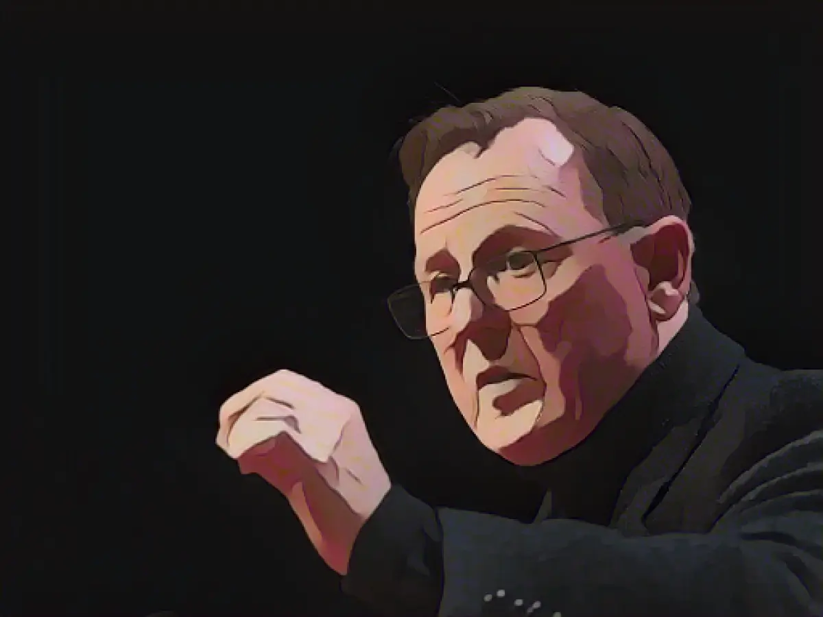 Ramelow wants to draw attention to stalking with confused posts