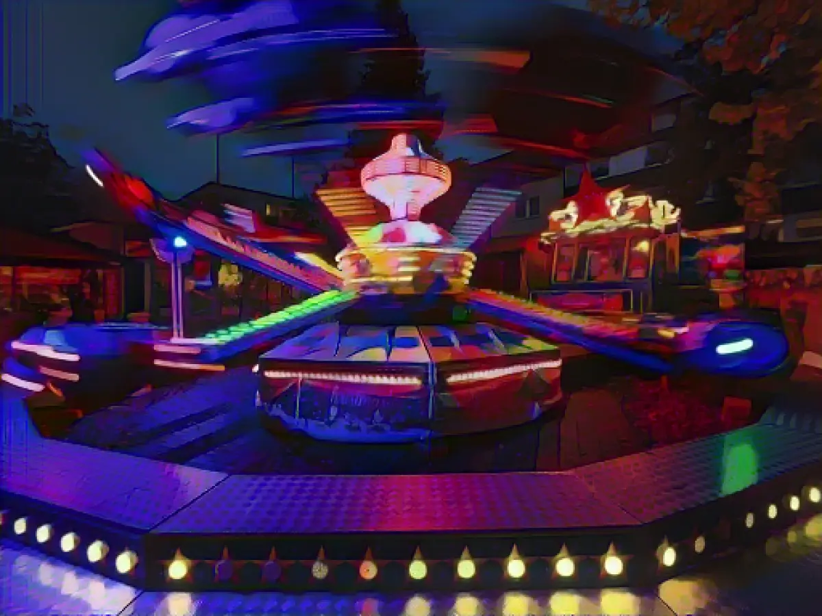 Christmas markets attract visitors everywhere