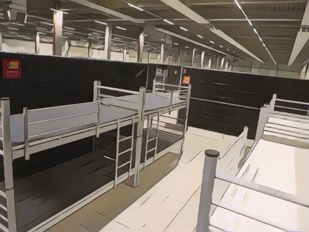 Situation in refugee accommodation in the country remains tense