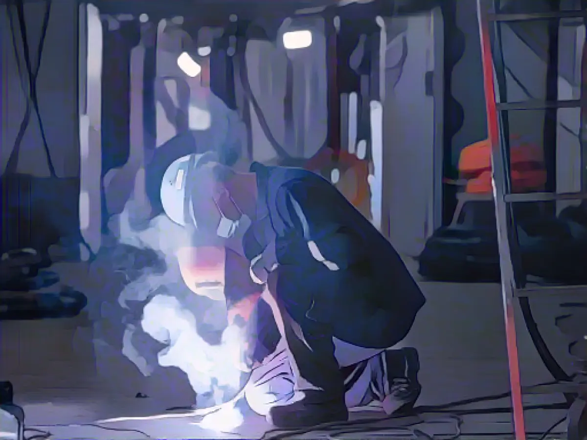 Meyer Werft commissioned with steel construction work