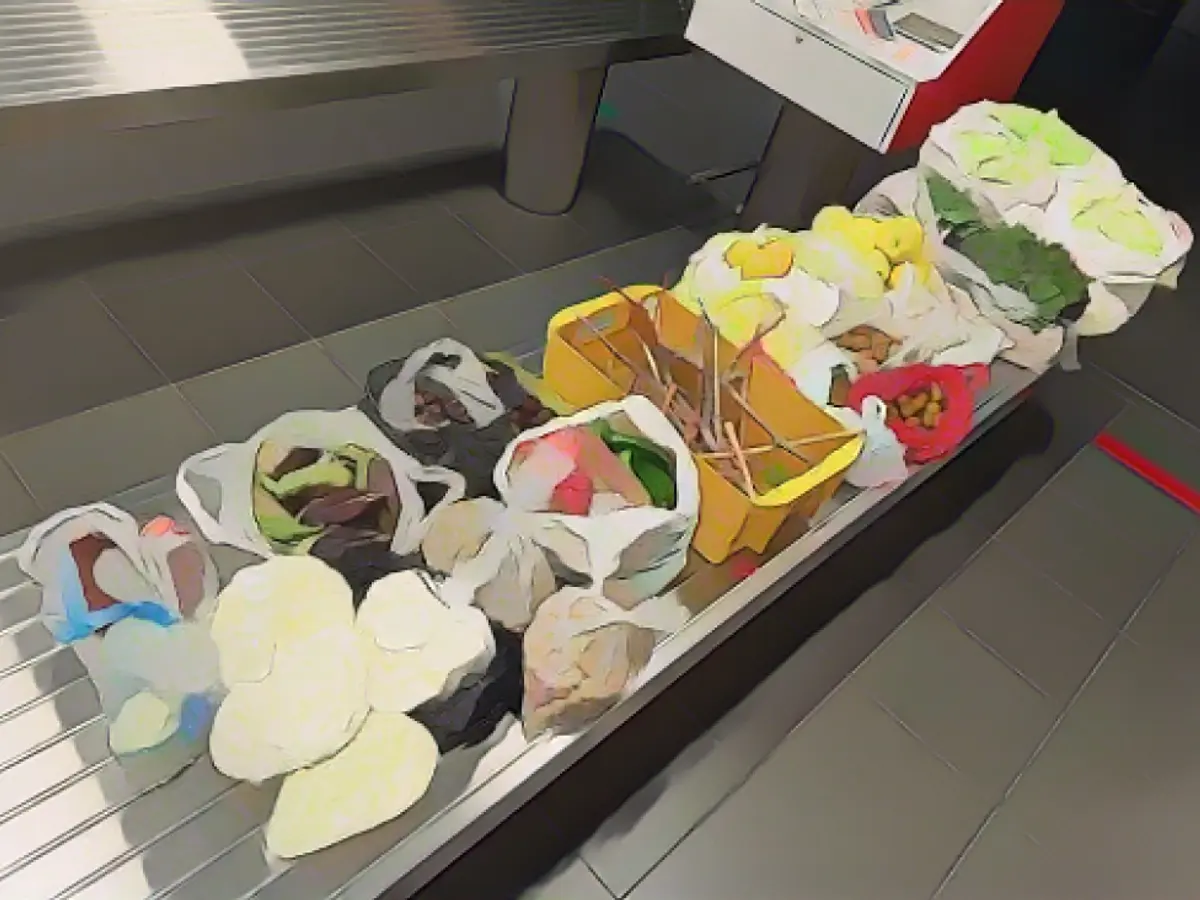 Customs burst Turkish feast