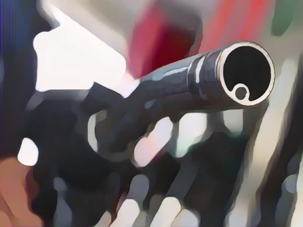 100 percent chip fat in the car tank is permitted