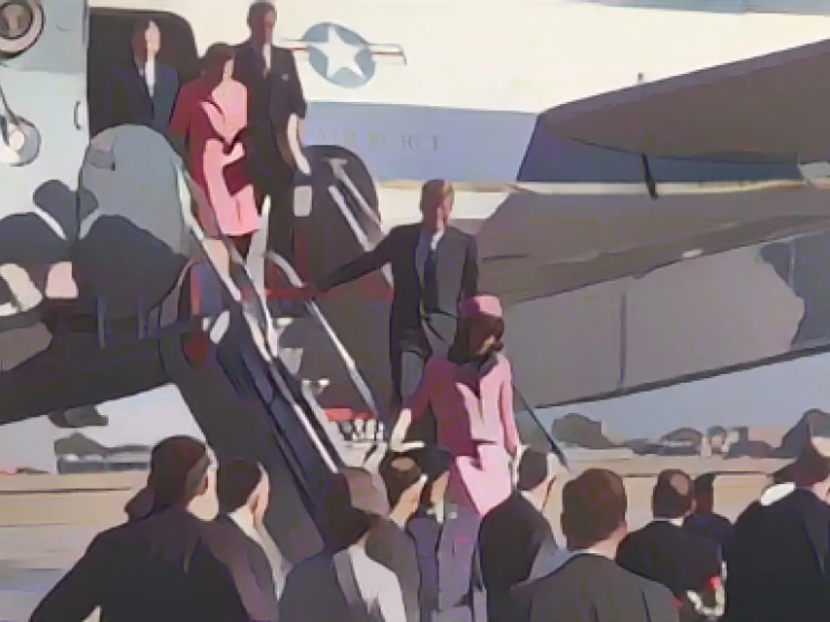 Colorized photographs show Kennedy's last moments