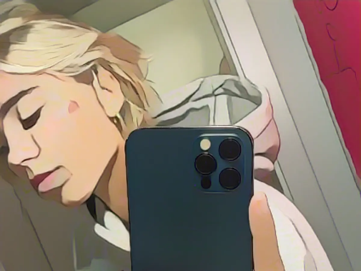 She wanted to help and got a black eye