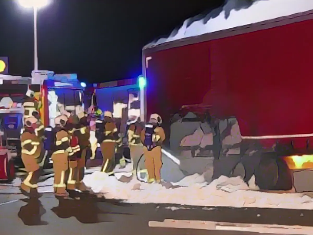 Freeway rest area closed due to fire