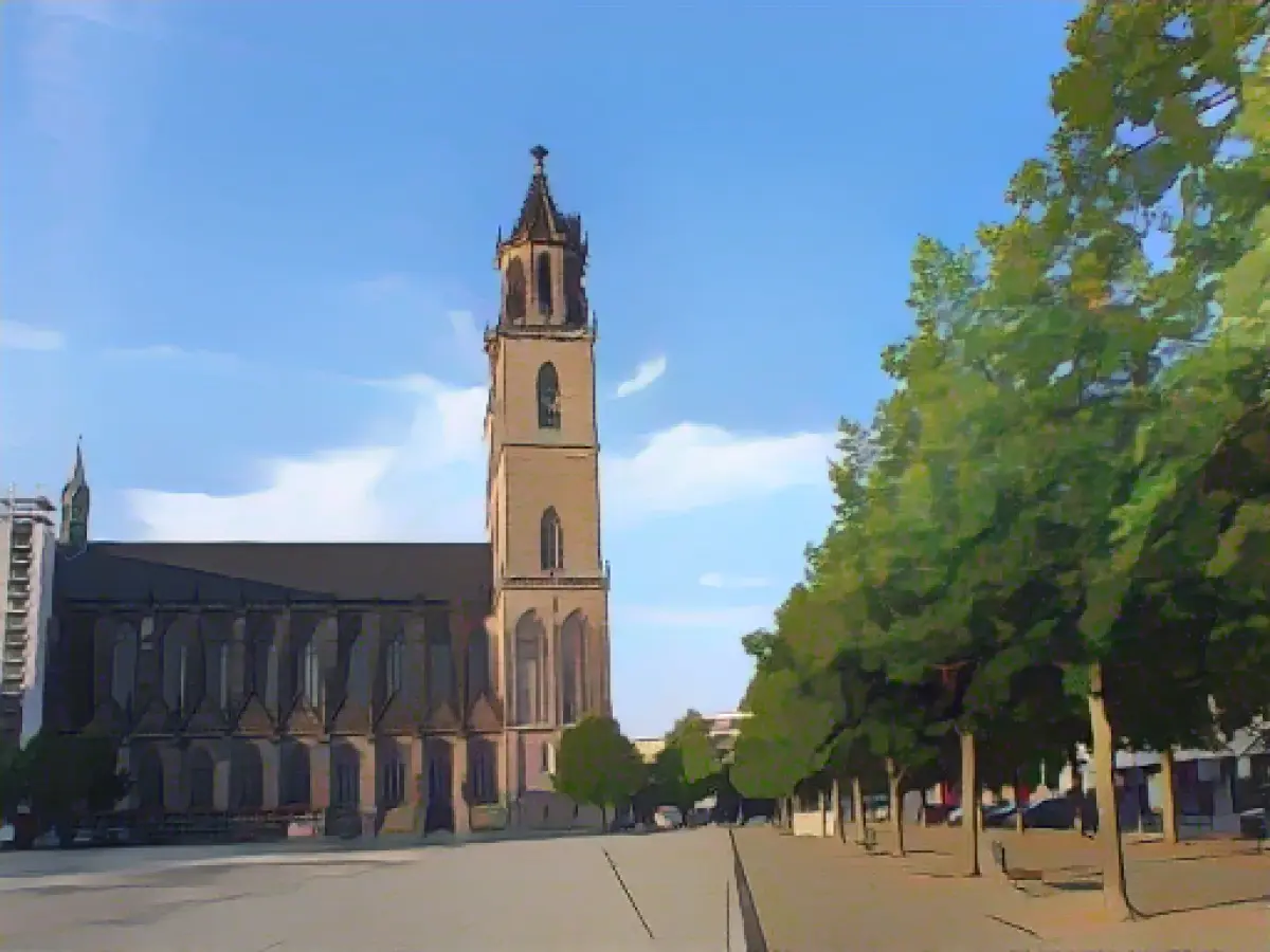 Around 1000-year-old wall remains discovered on the cathedral square