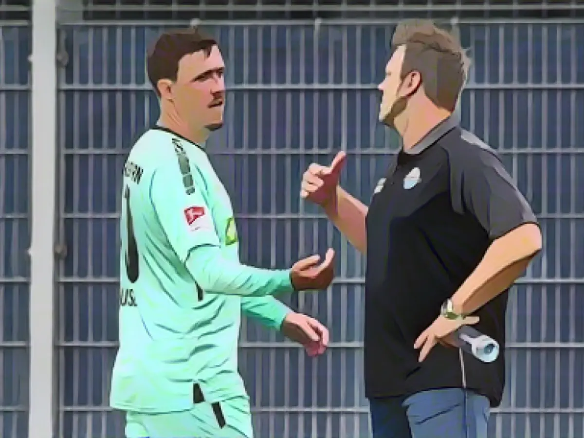 Now Kruse's coach is speaking!