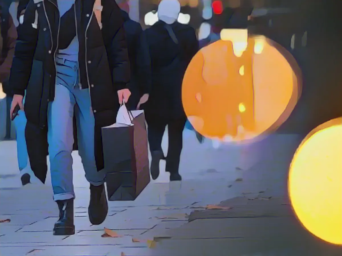 Retailers expect decline in sales in Christmas business