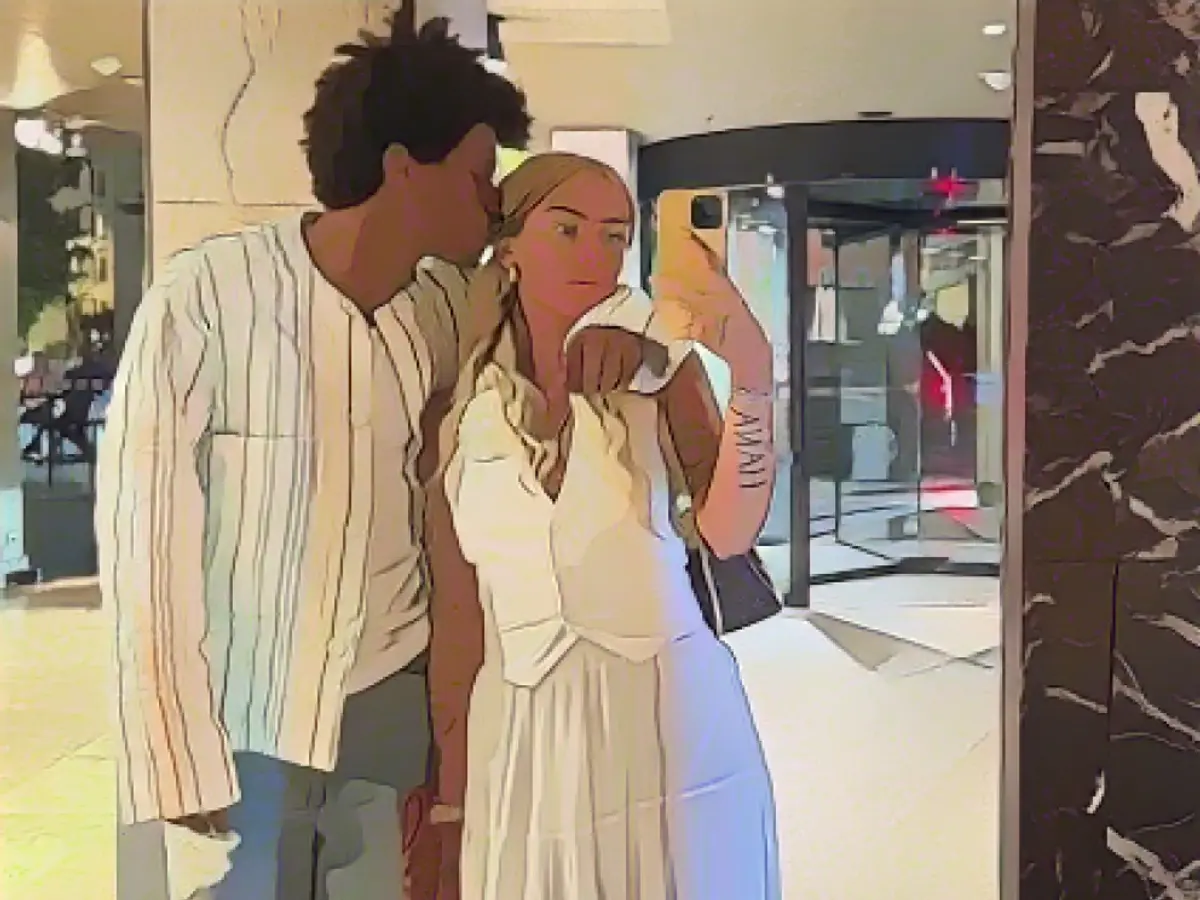 Loredana shows off her BVB jersey