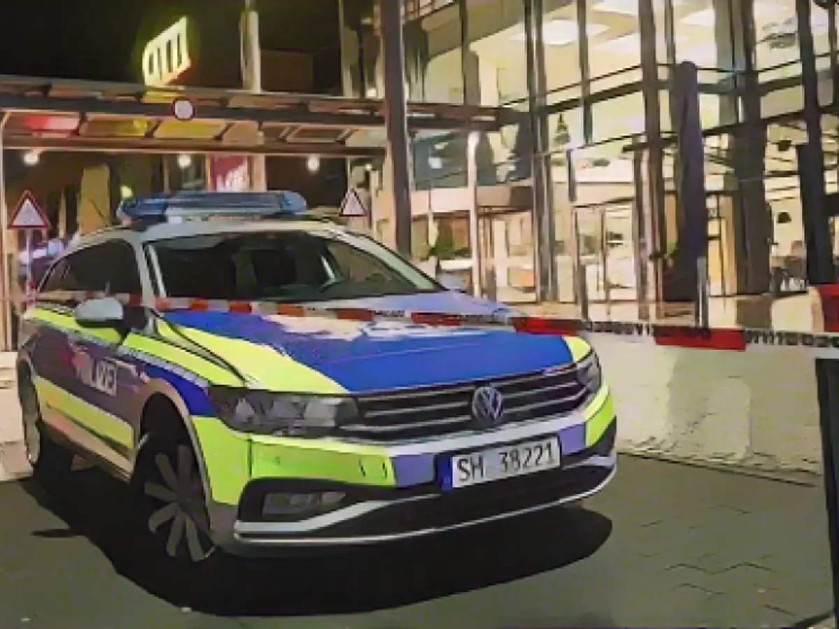 15,000 liters of water flood shopping center in Flensburg