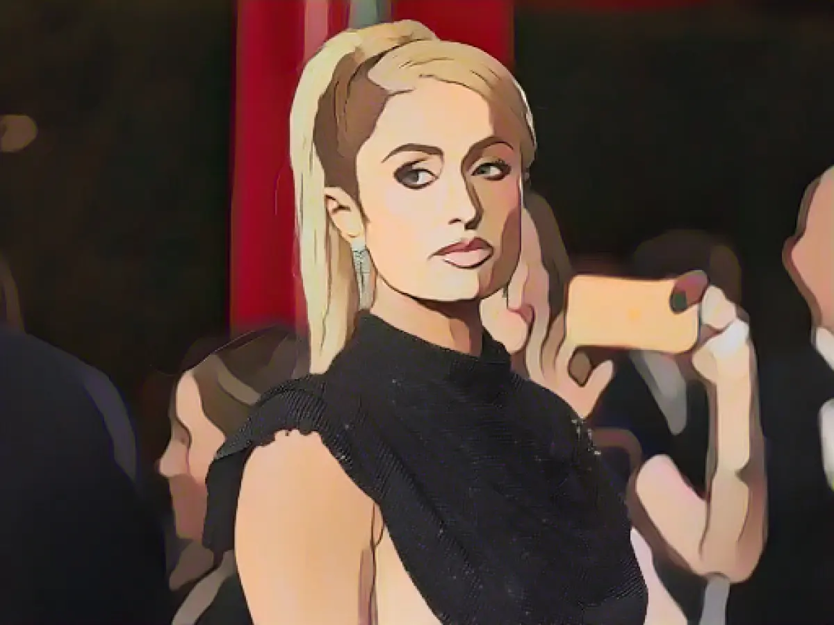 Paris Hilton: "Grateful for my little girl"