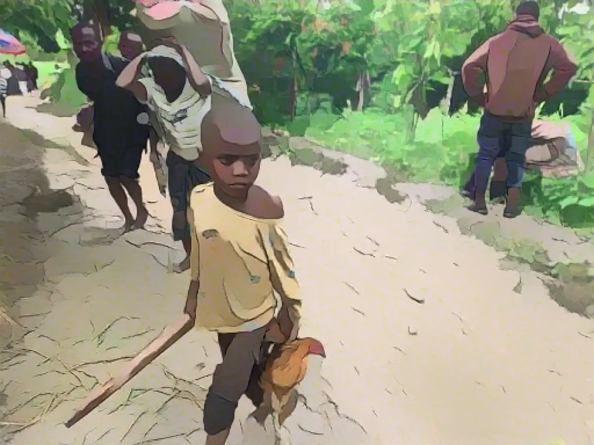 UN: Hundreds of thousands on the run from fighting in eastern Congo