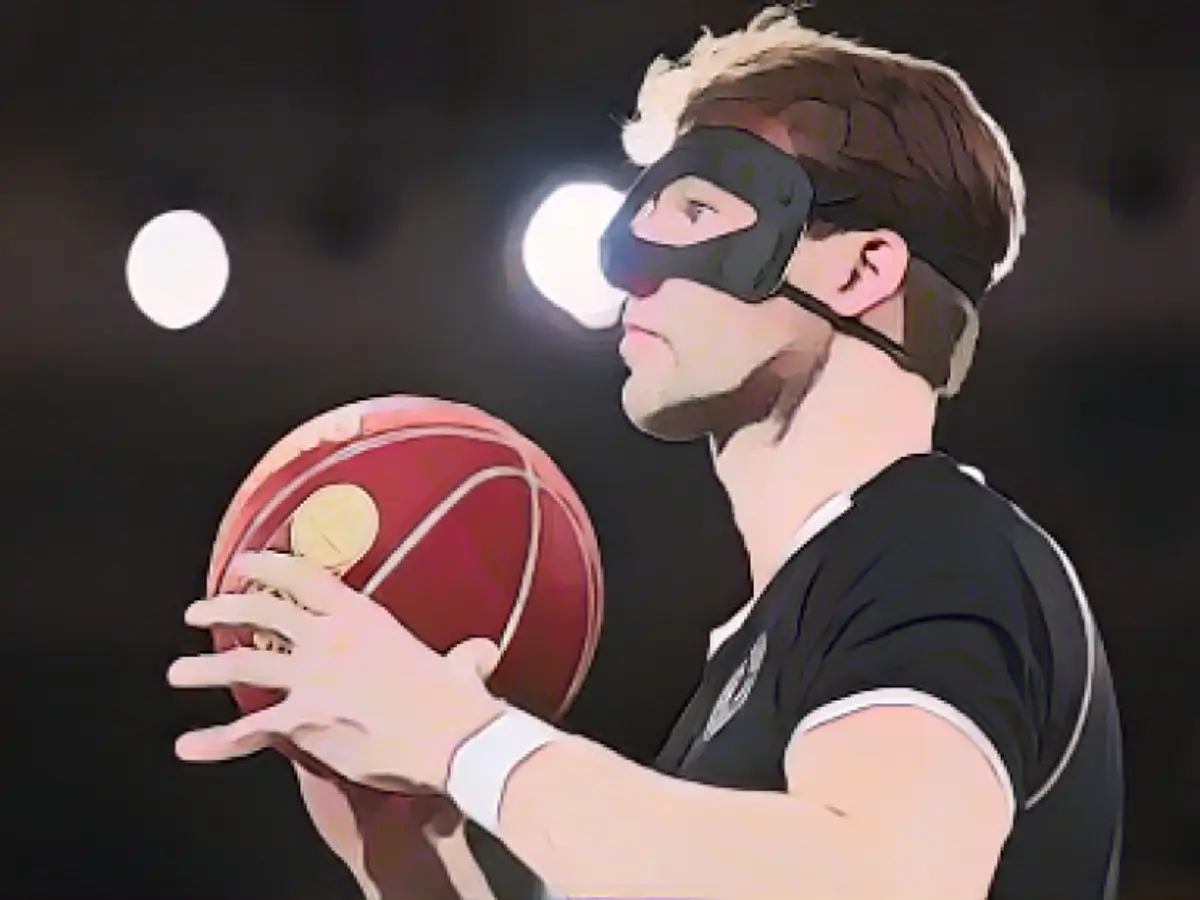 Chemnitz fans whistle down Towers star