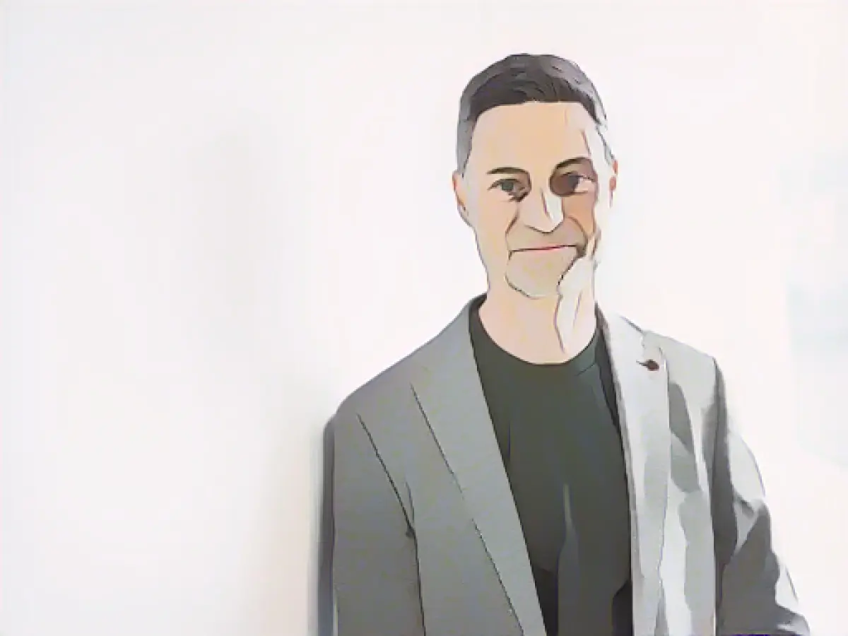 Mendel: "Cultural scene has failed morally"