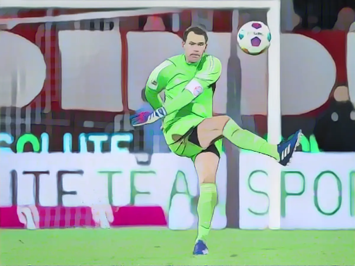 Neuer plans to continue his career until at least 2025