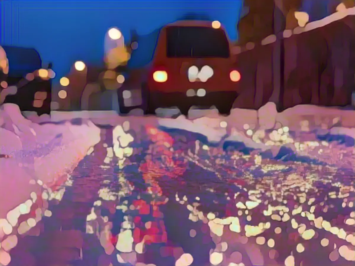 Slippery roads cause several traffic accidents in the north