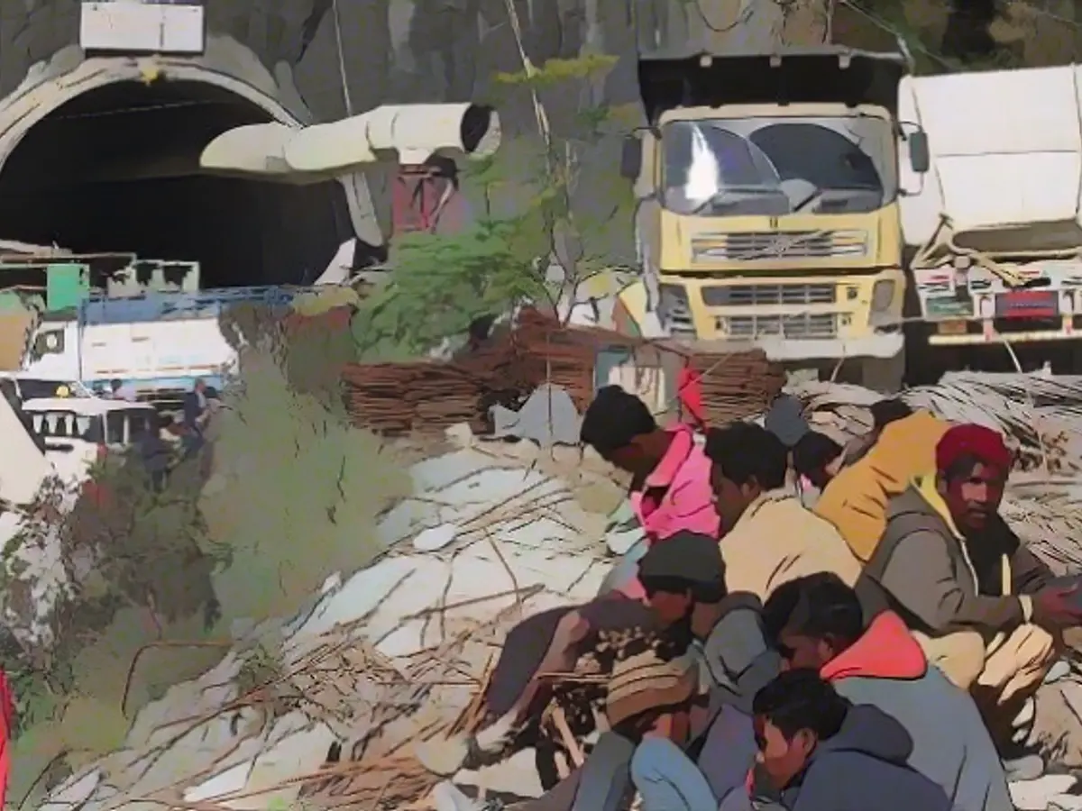 Drill is destroyed during rescue of buried tunnel victims