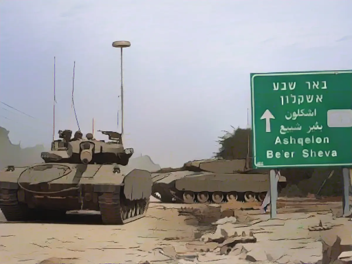 Hamas: Handover of second group of hostages delayed