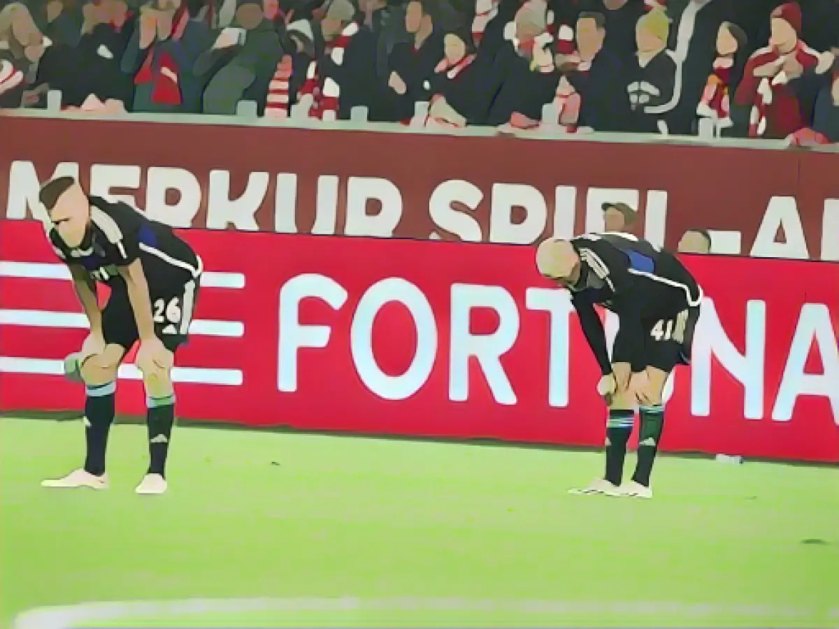 Schalke wakes up too late: 3:5 defeat in Düsseldorf