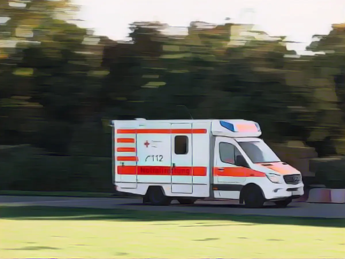 Rear-end collision at traffic circle in Hermsdorf - five-year-old injured