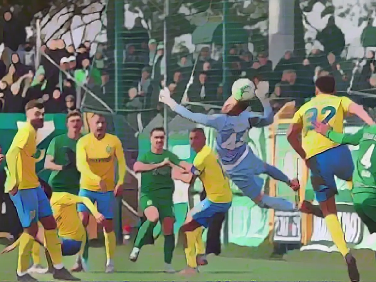 Triple red at the last minute