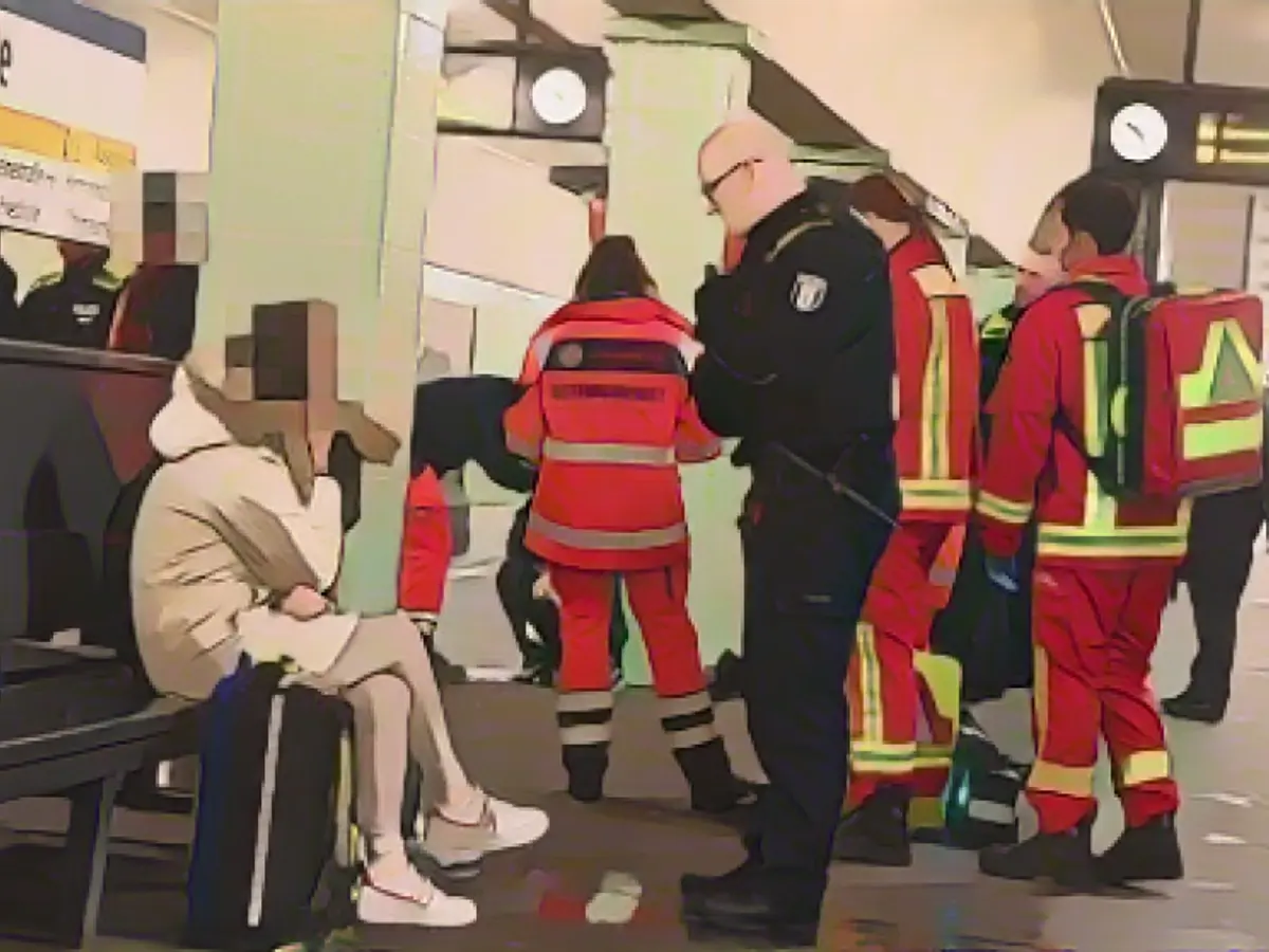 Irritant gas! Major operation at Berlin subway station