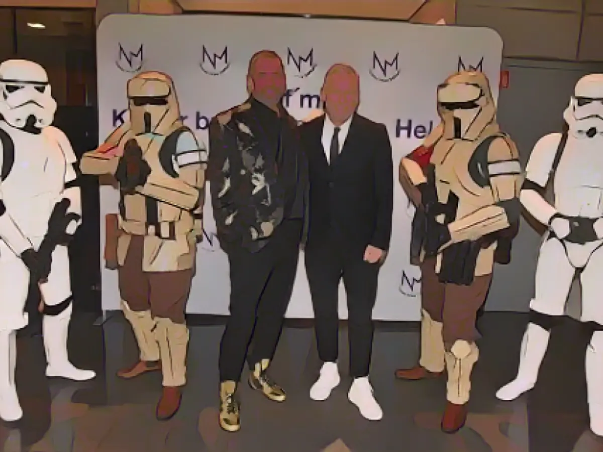 Father collects donations after Nic (14) dies of a heart attack