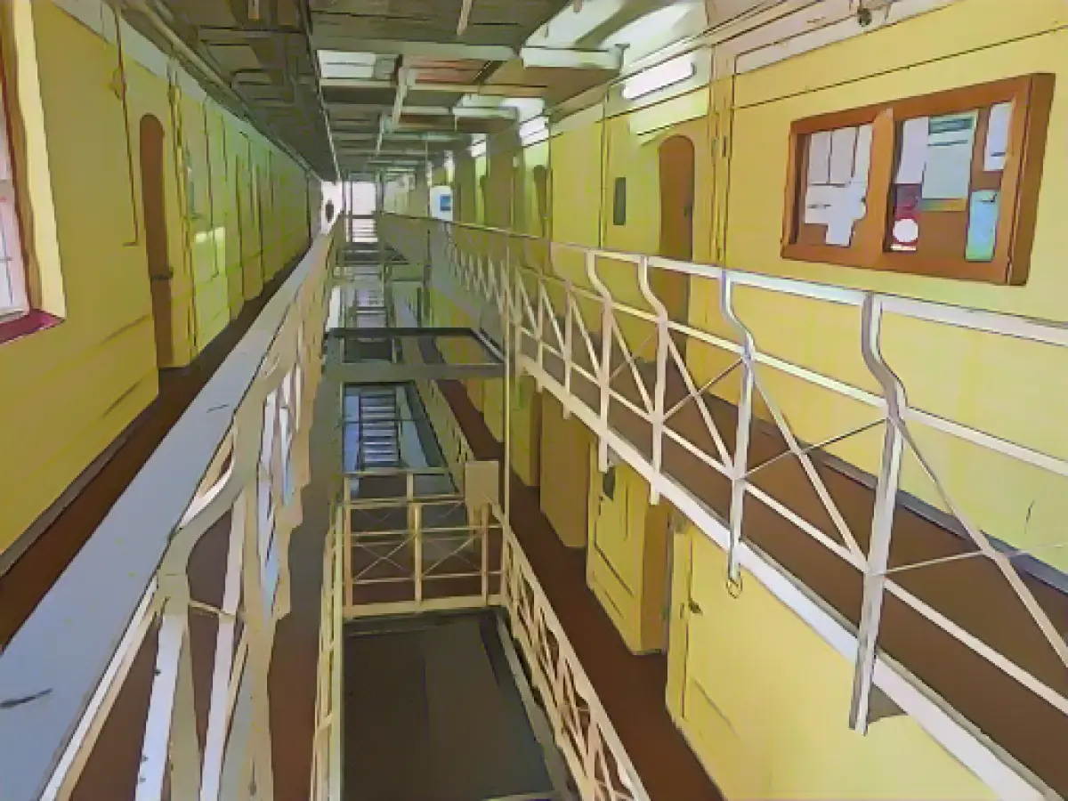 Mercy at Christmas time: Over 90 prisoners are released earlier