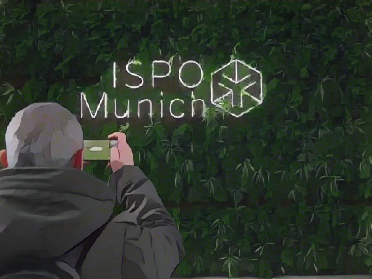 Trend sport padel tennis and mental fitness: Ispo begins