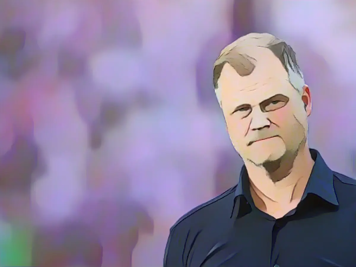 Wohlgemuth renews interest in promotion at VfB