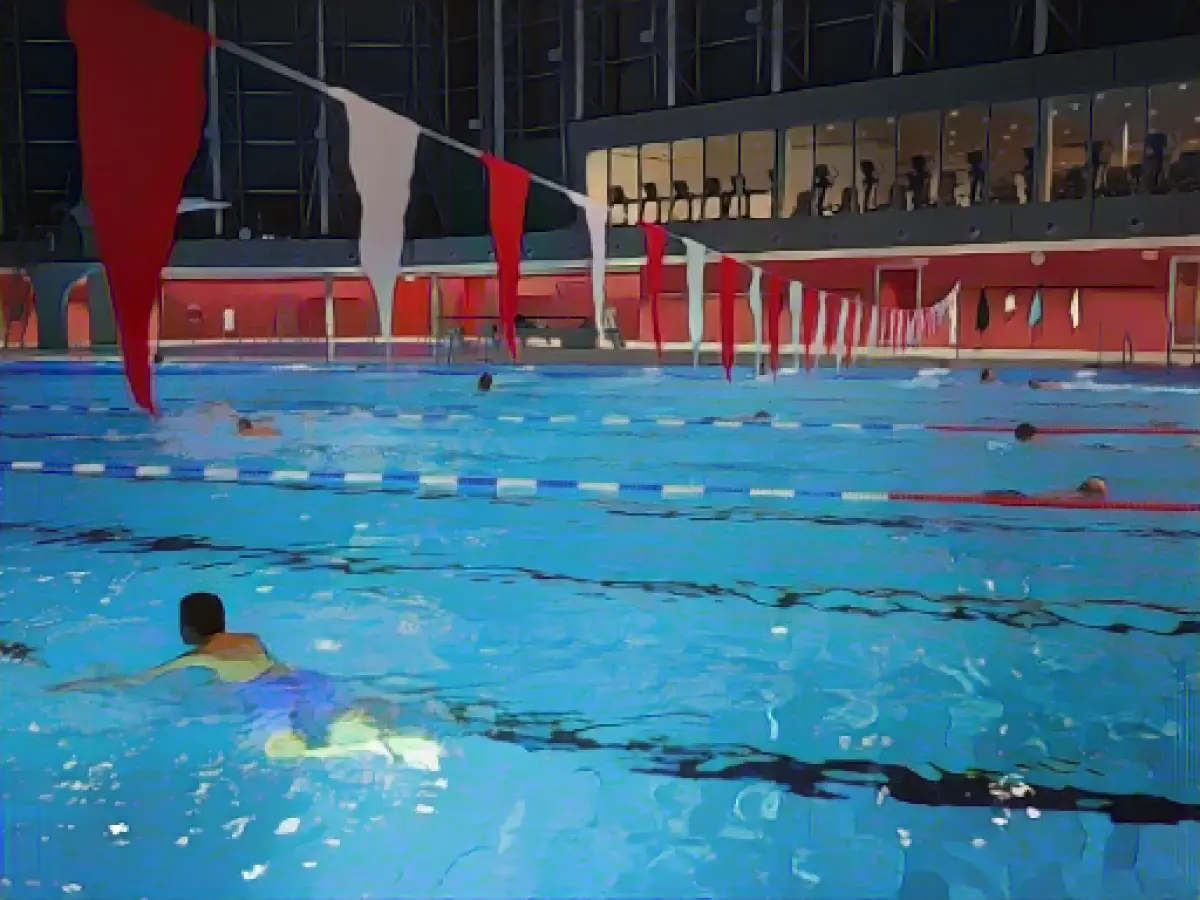 Alster indoor swimming pool reopens after three years of construction