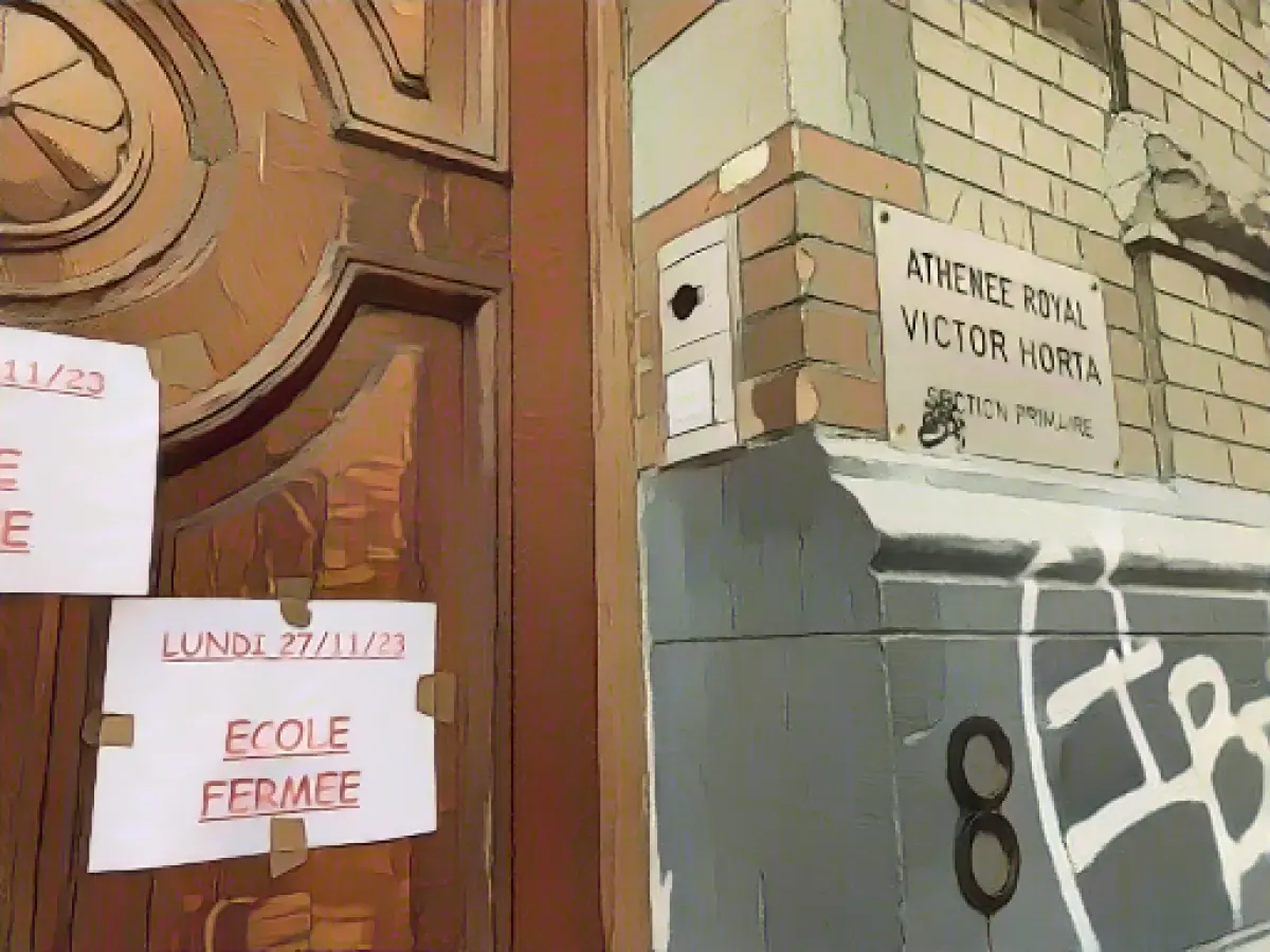 Almost 30 schools closed after bomb threat in Belgium