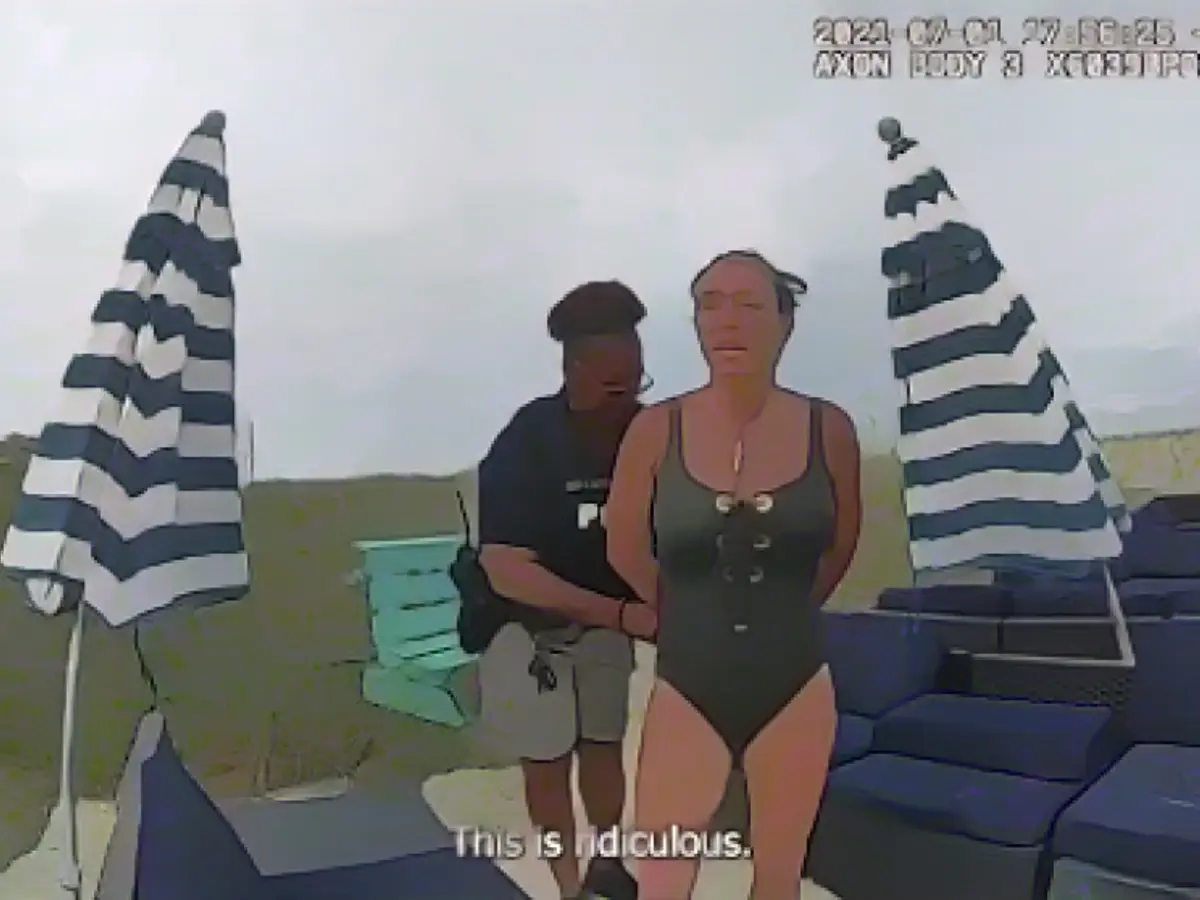 Woman arrested for masturbating on the beach