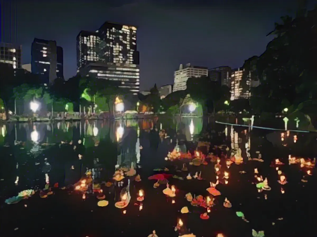 Magical Loi Krathong festival: Thailand shines in a sea of lights