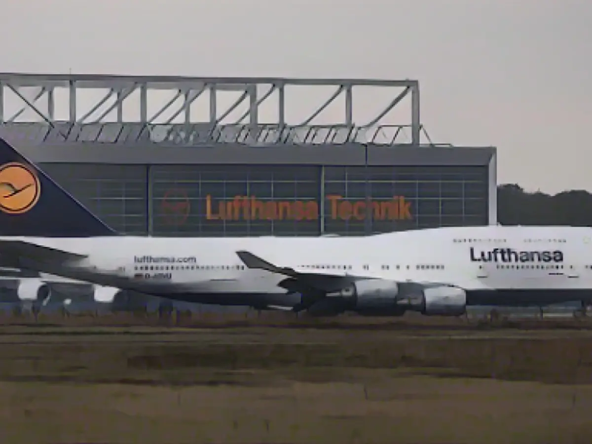 Lufthansa flight cancellations at Frankfurt Airport