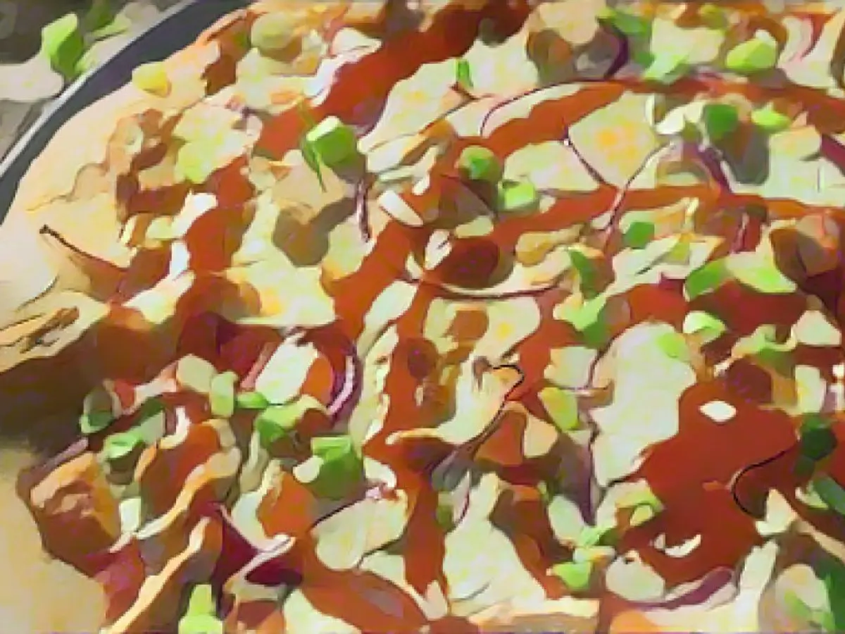 Make Buffalo Turkey Pizza with Thanksgiving Leftovers