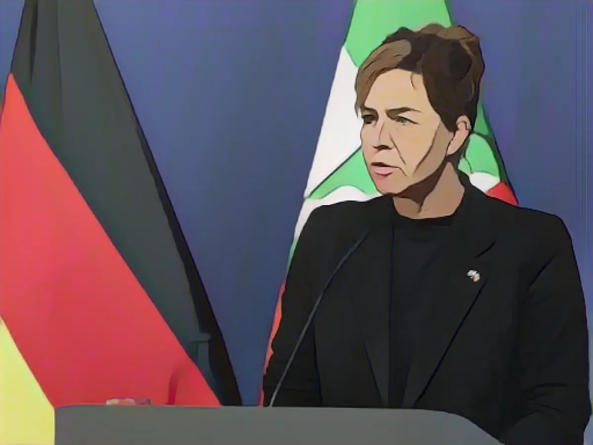 NRW minister sees Germany at risk as a business location