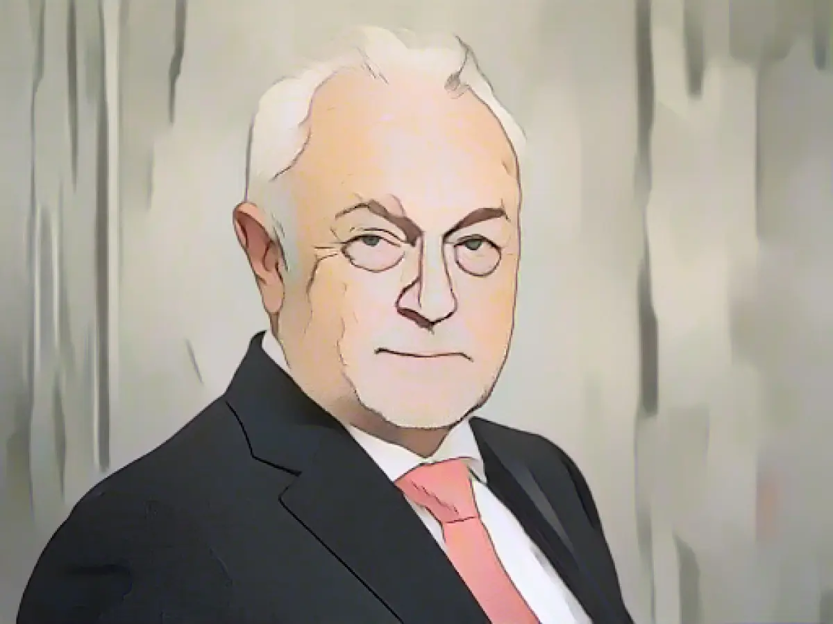 SPD and Green politicians criticize Kubicki for cruise