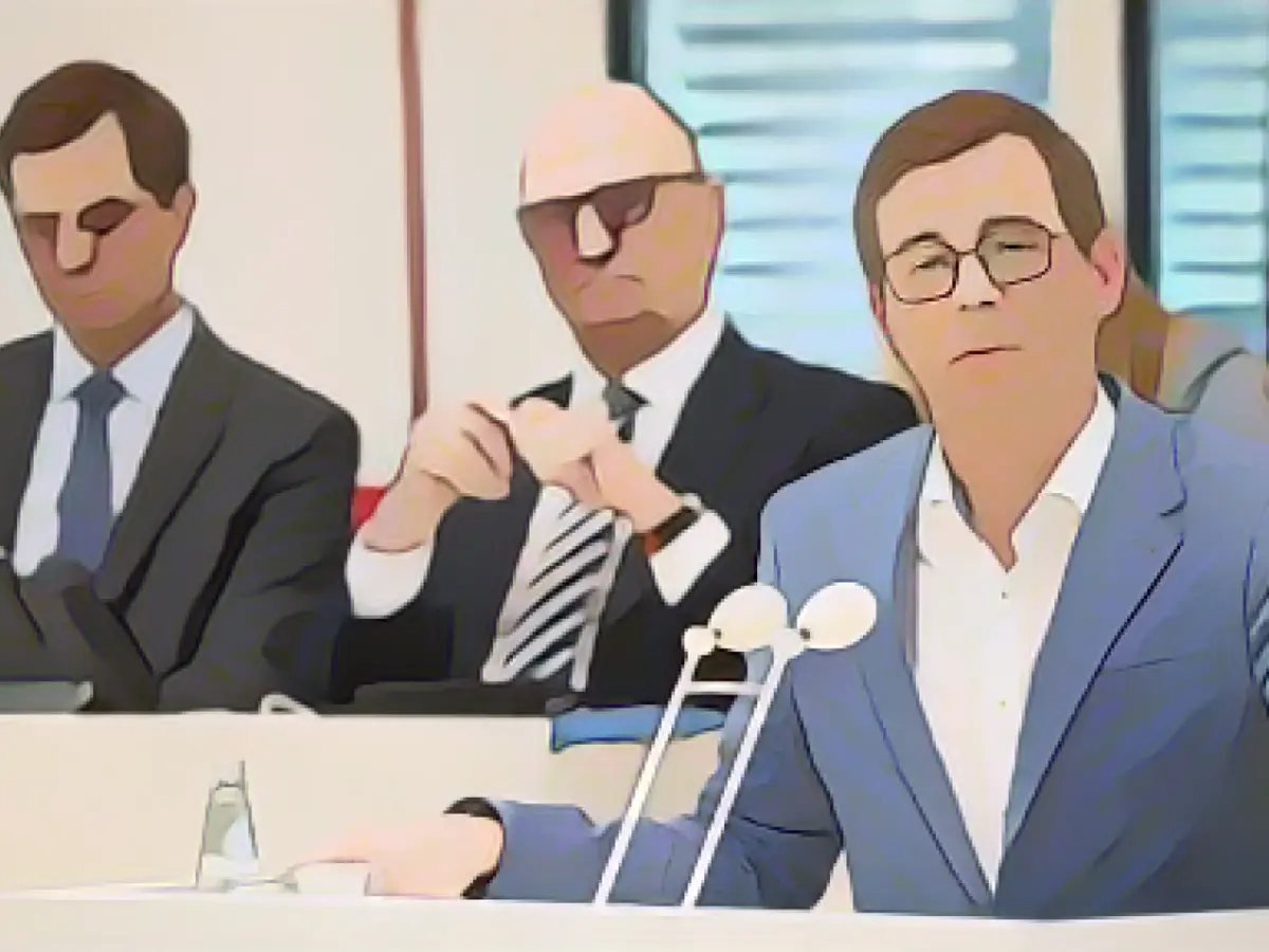 Brandenburg's left-wing faction leader urges a ban on the AfD