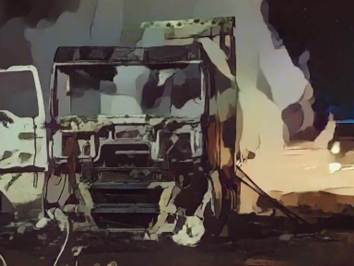 Full closure: Truck on fire on A9 near Bitterfeld-Wolfen