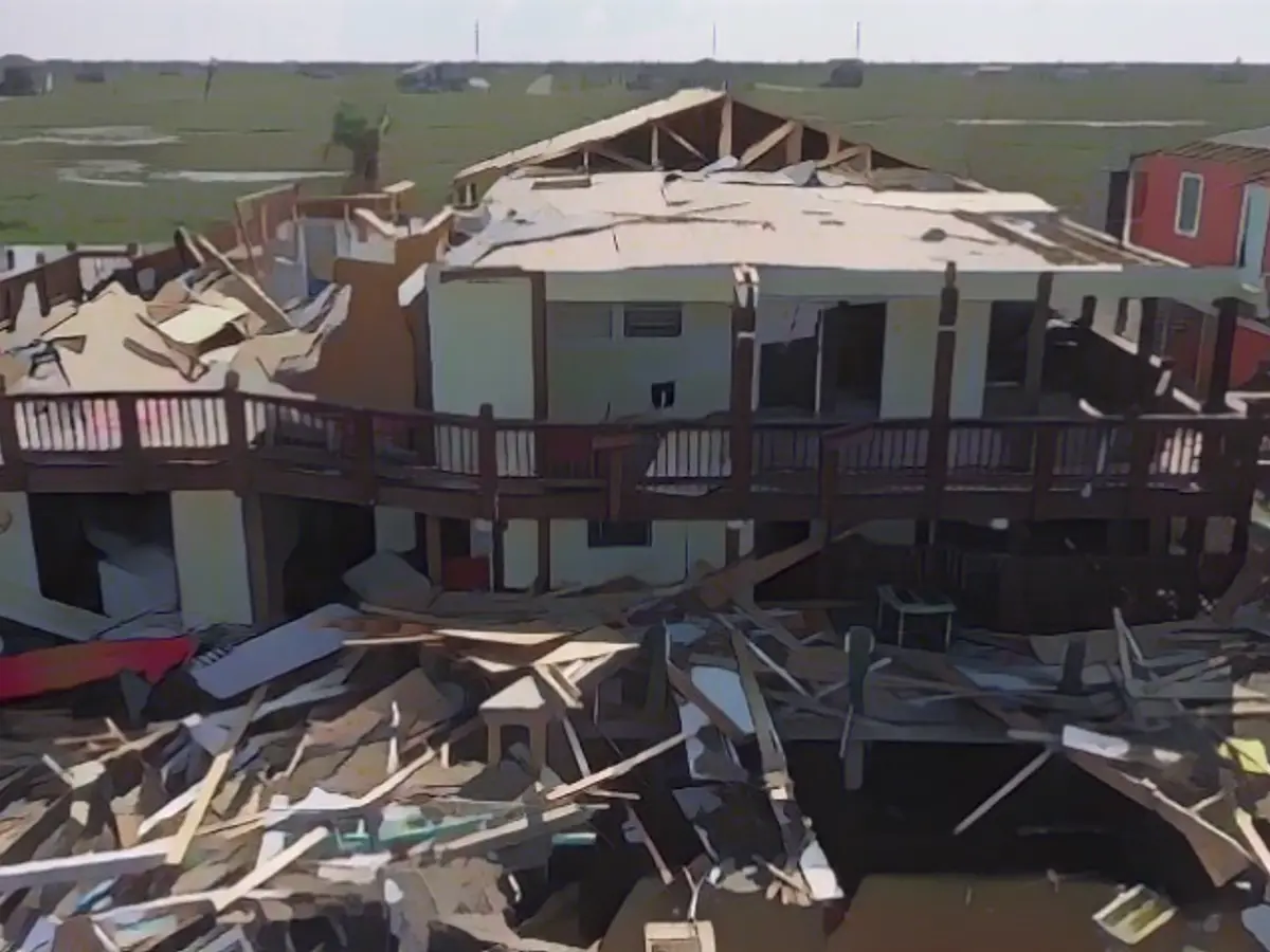CVS sets up pop-up pharmacy for Harvey victims